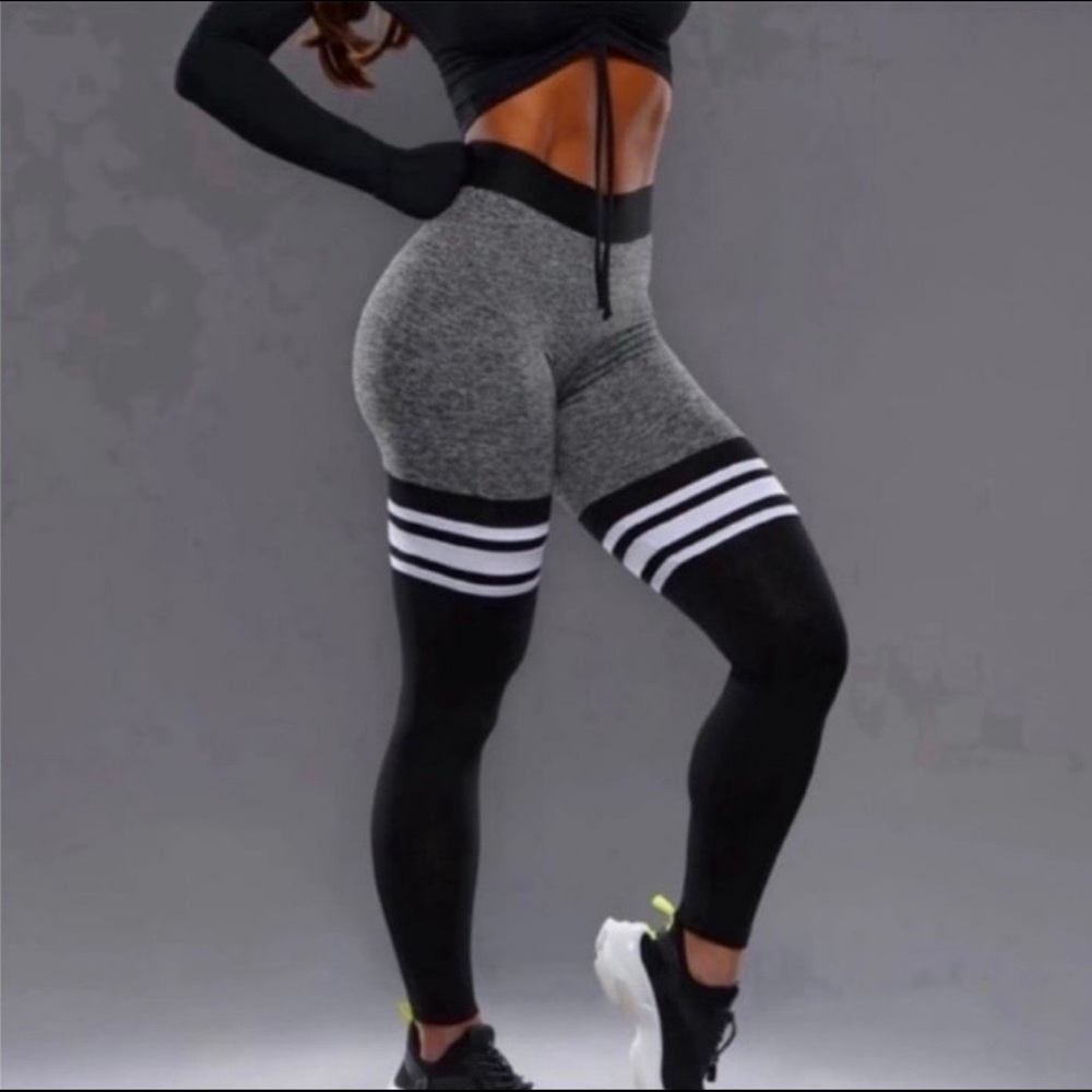 Bombshell Thigh High Black/ Grey Leggings x Small